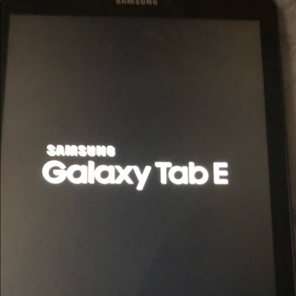 Galaxy tab E